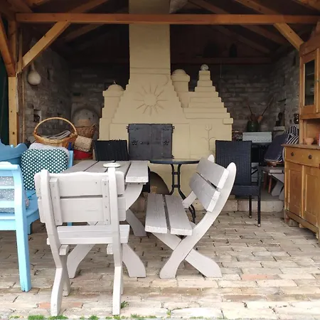 Panoramahaz Lovason *